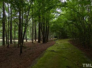 105 Candlewood Dr, Zebulon, NC 27597