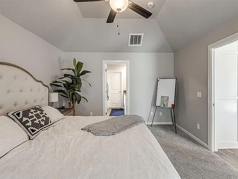 9208 NW 91st St — Photo 20