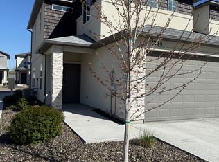 1284 NE 4th St, Meridian, ID 83642