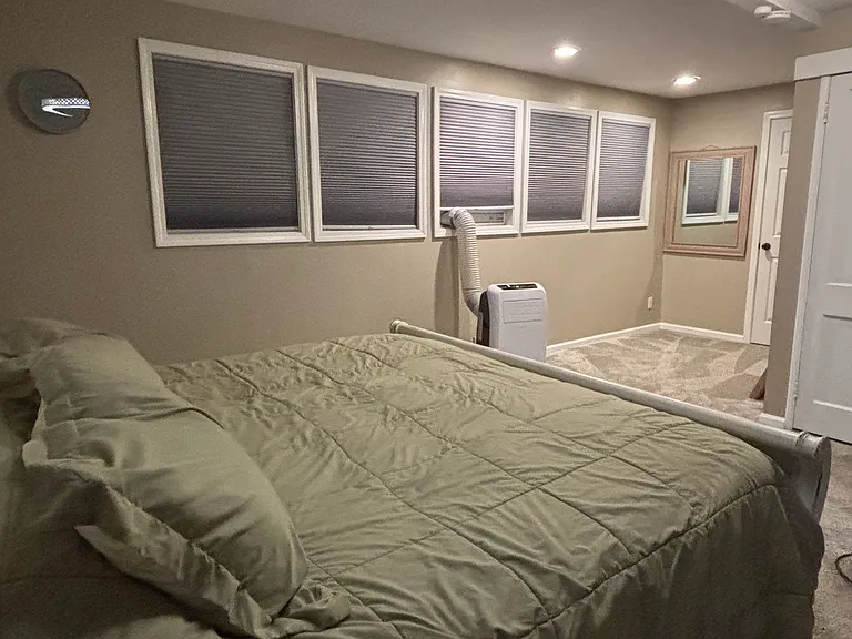 221 Blackstone Dr — Photo 15