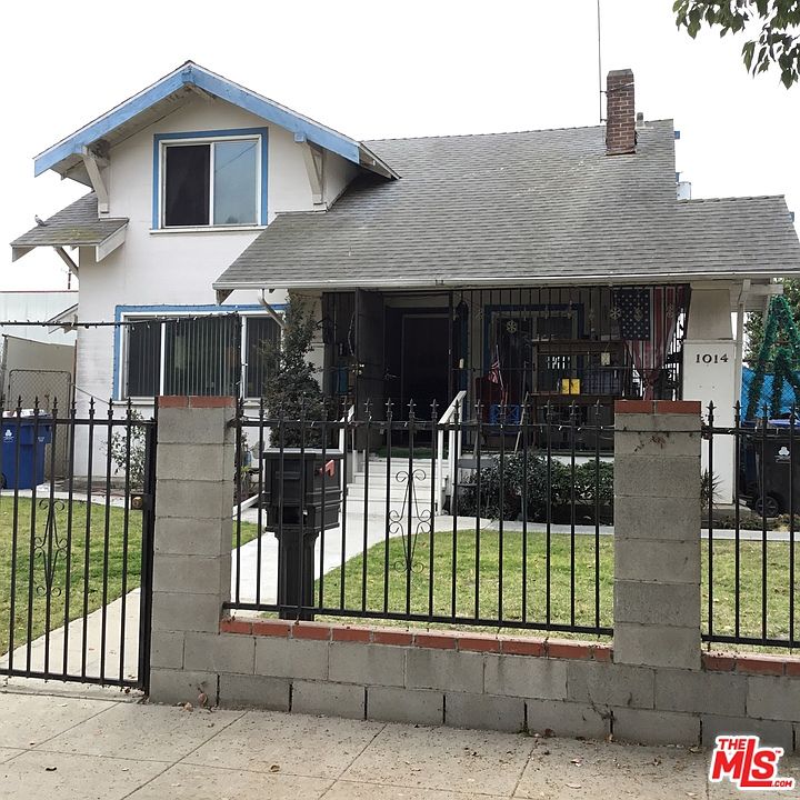 1st image of 1014 W 71st St
