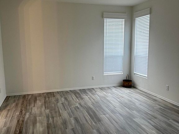 5th image of 7302 W Peoria` Avenue #77