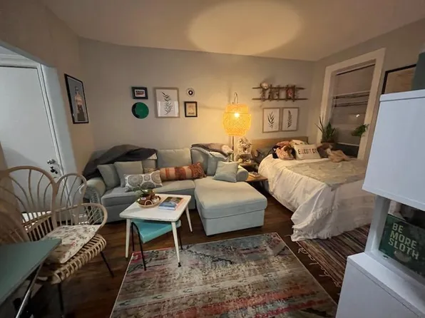 427 West 51st Street image 1 of 8