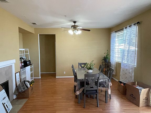 Dining/family room
