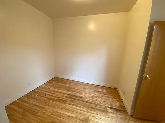 Rented by Mdays Realty | media 19