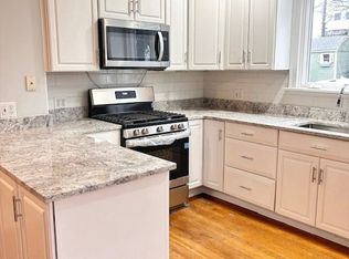 105-107 Pleasant St, Woburn, MA 01801