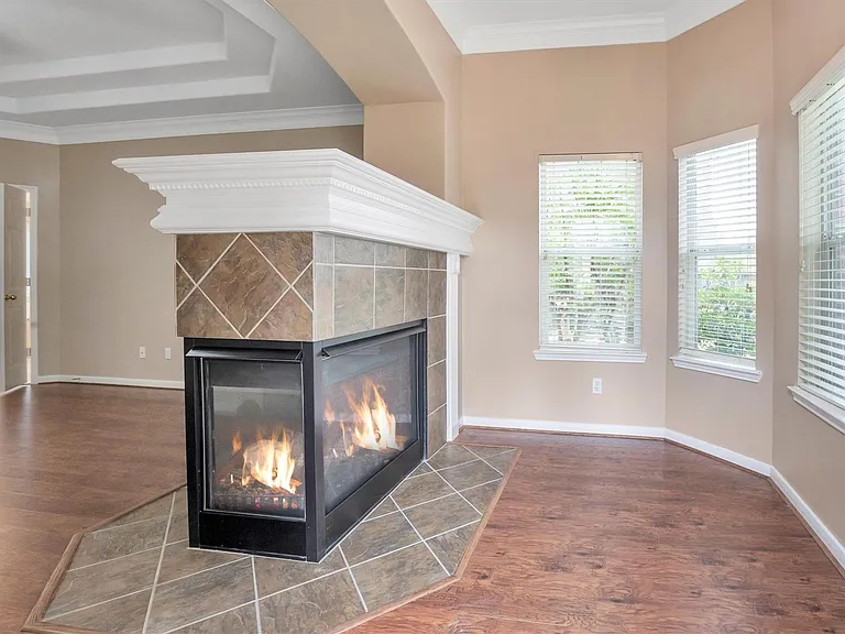 2711 Sica Hollow Ln — Photo 8