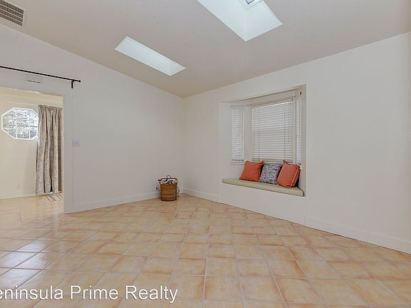 5th image of 4031-4033 Fair Oaks Ave #4031-B