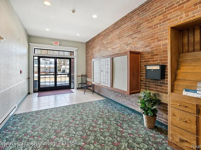335 Horatio St #204 — Photo 5