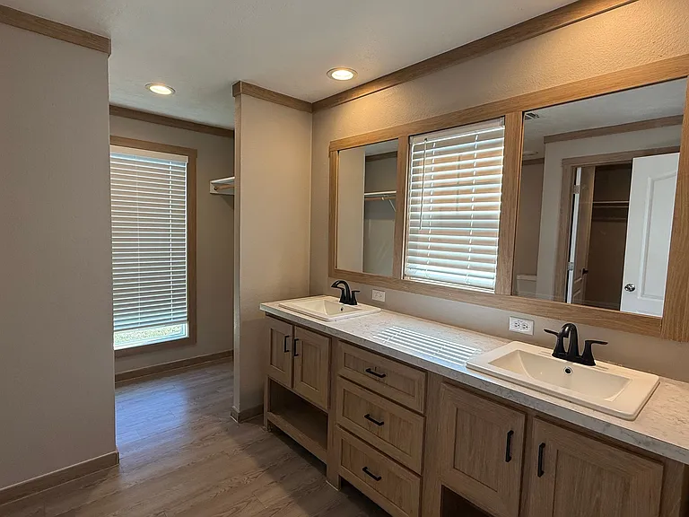 Woodlake Estates (TX) — Photo 82