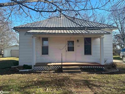 105 S East St, Moravia, IA, 52571