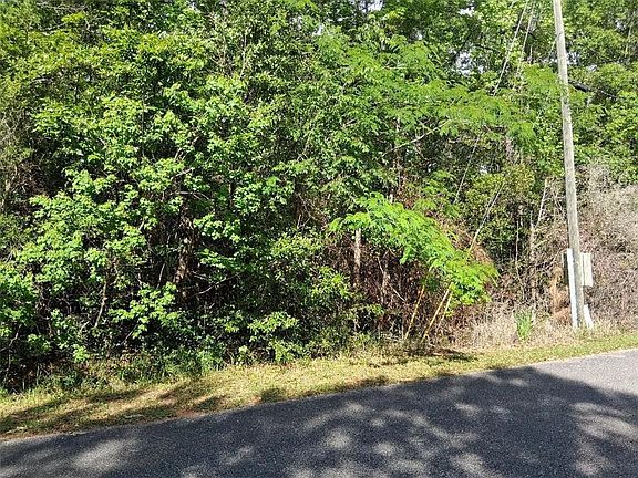 2nd image of 3849 Carr Ln