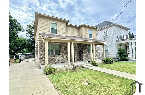 82 N Rembert St Photo 1