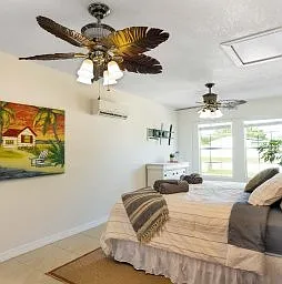 2212 Mindanao Dr — Photo 12
