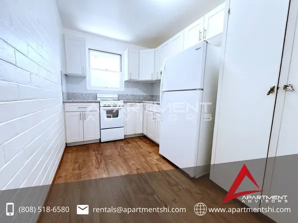 2934 Varsity Cir, Honolulu, HI 96826