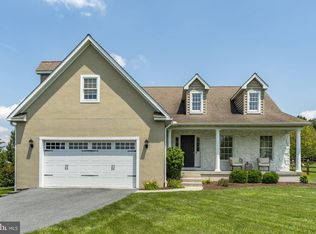 206 N New Holland Rd, Gordonville, PA 17529