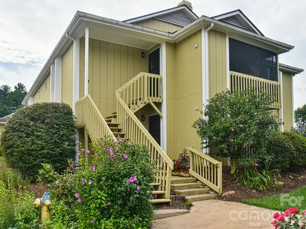 110 Heywood Rd APT 8D, Arden, NC 28704