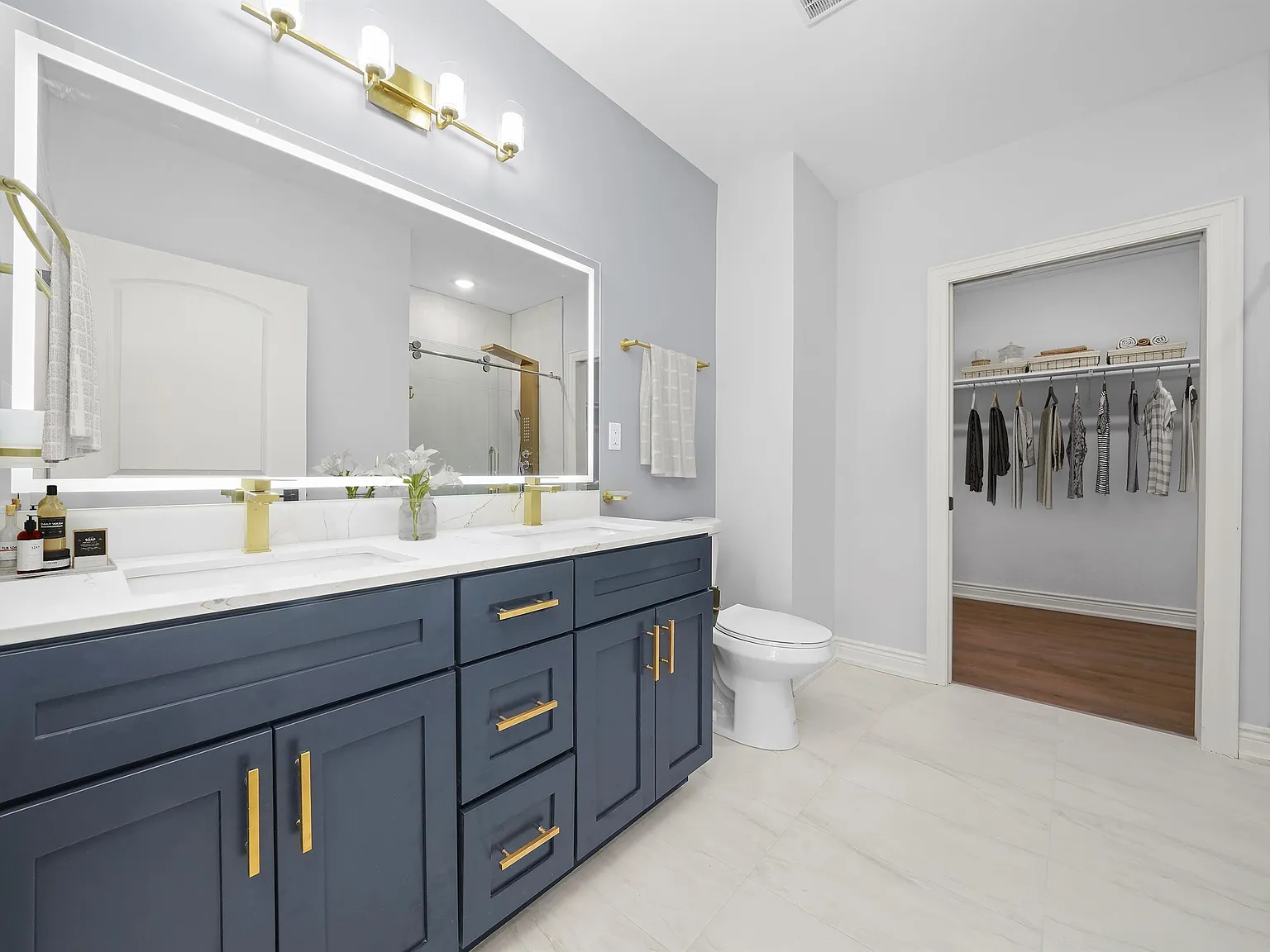 Premier Luxury Apartments - 514 — Photo 3
