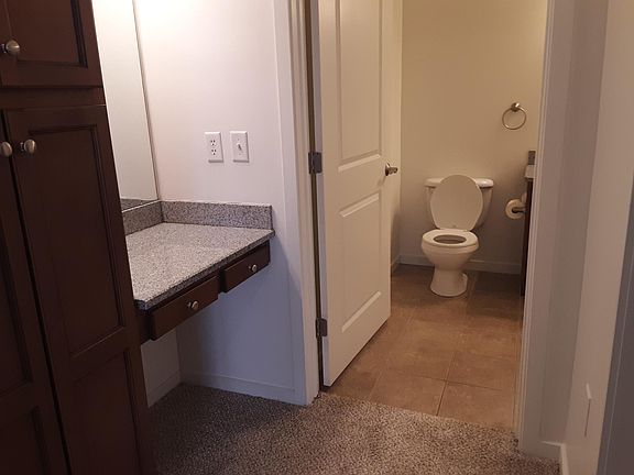 4th image of 2150 S Main St Ste 307