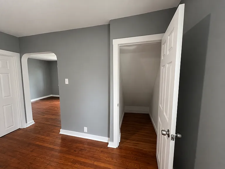 135 Annetta St — Photo 8