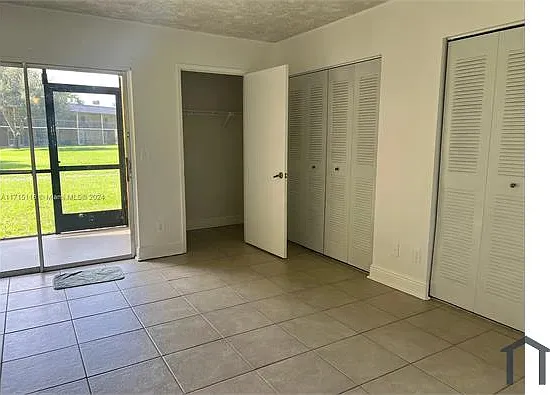 1604 Meadows Cir W #1604 — Photo 7