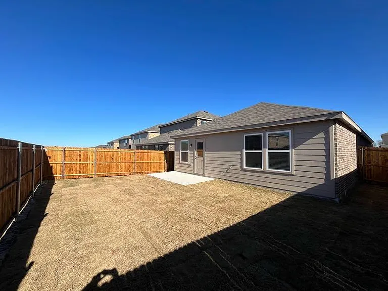 850 Lake Fletcher Rd — Photo 3