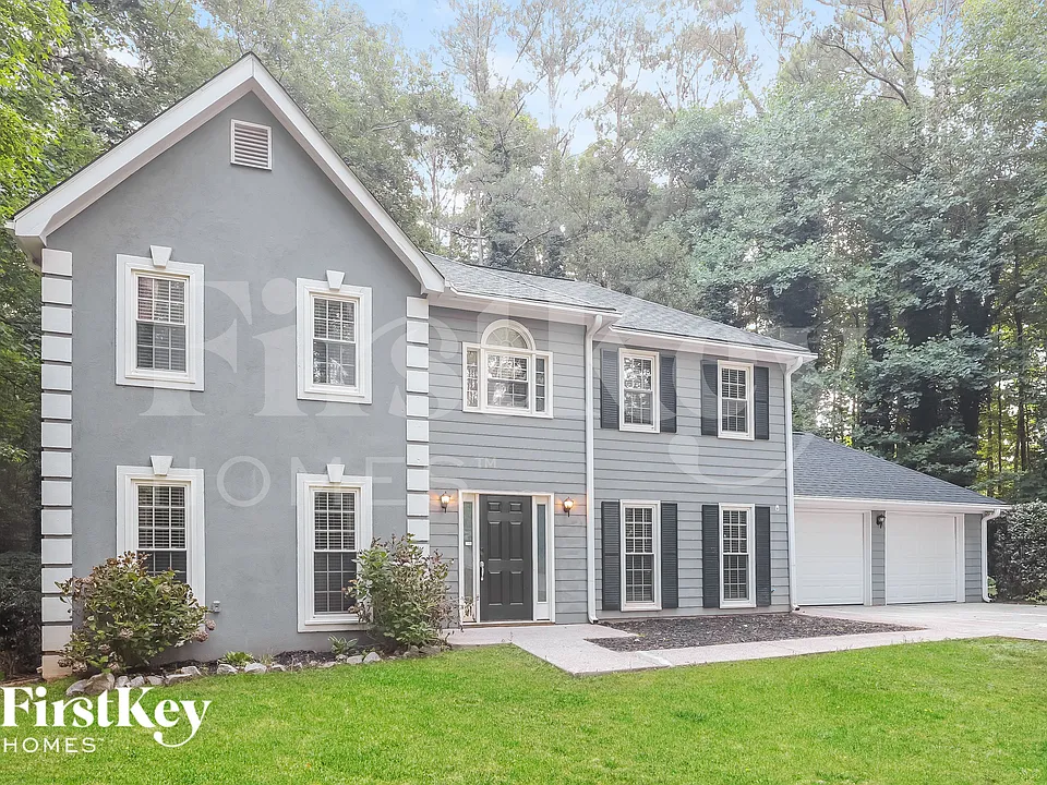 3585 Chastain Ct
