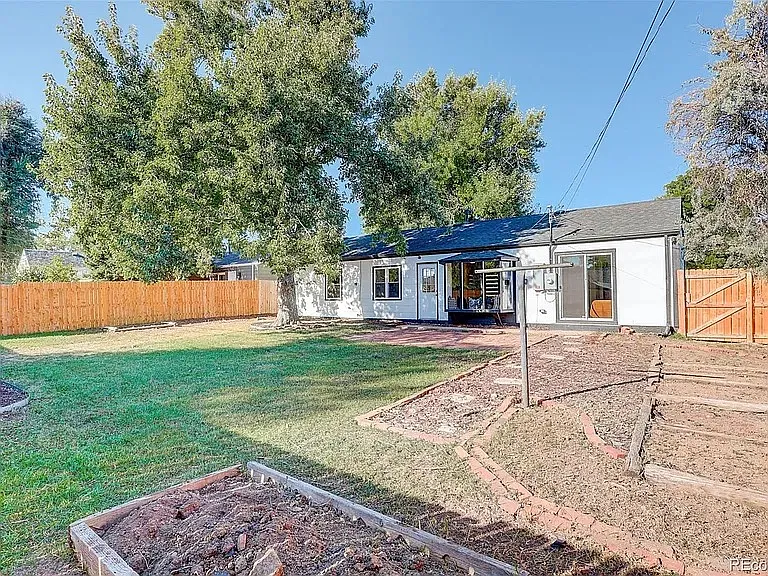 3340 S Fairfax St — Photo 20
