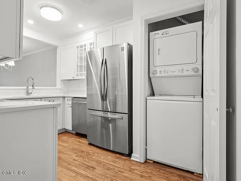 51 Forest Ave #24 — Photo 4