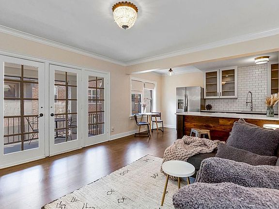 5th image of 700 W 48th St #304