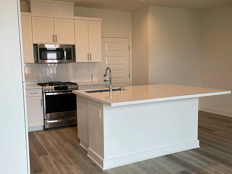 10932 Alderman Way — Photo 10
