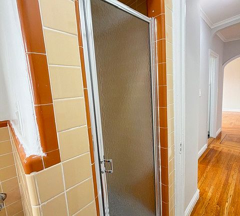 4th image of 416 E 17th St #6
