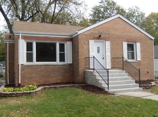 9237 S Tulley Ave, Oak Lawn, IL 60453