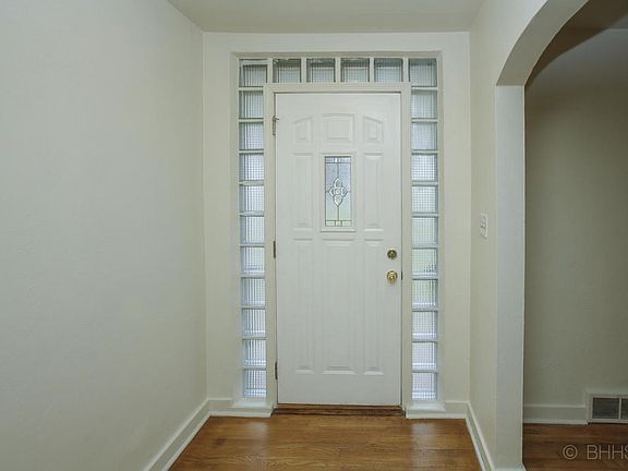 1794 capital ave-105