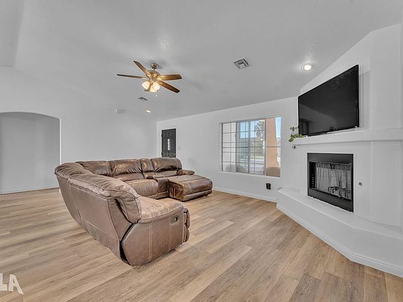 3rd image of 7546 E 25th Pl