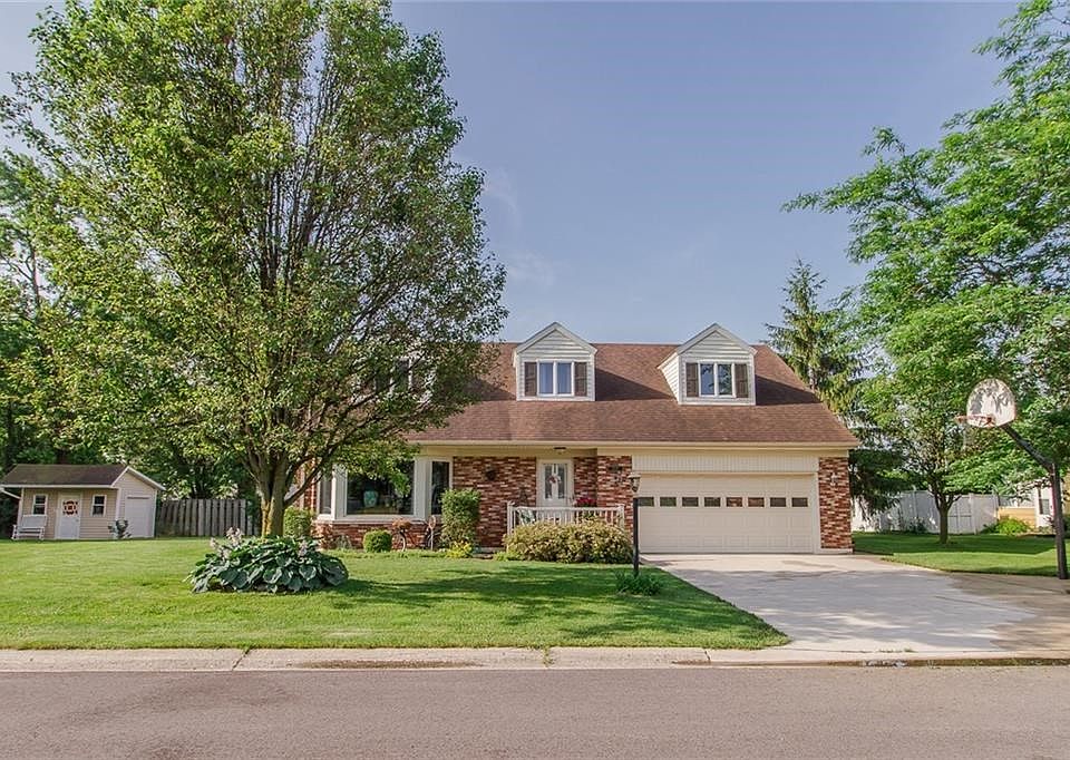 1st image of 1255 Highland Dr