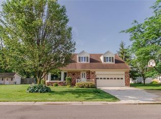 1255 Highland Dr, Greenville, OH 45331