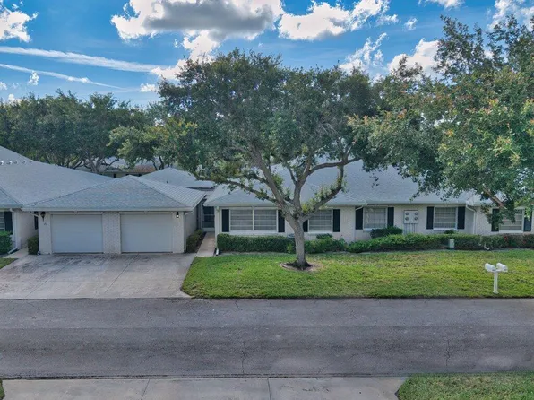 10098 S 42nd Drive, Boynton Beach, FL 33436