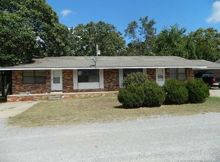 1723 N Vinita Ave #B, Tahlequah, OK 74464