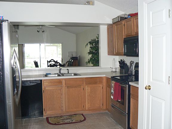 4th image of 12226 Shady Forest Dr