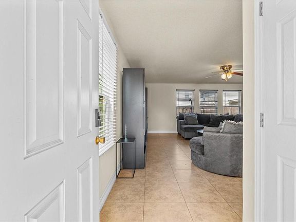 4th image of 11727 Downey Violet Ln