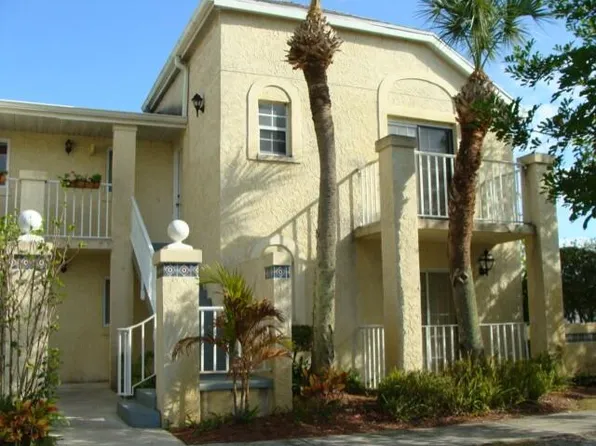 1604 SE Green Acres Circle #T201, Port St Lucie, FL 34952