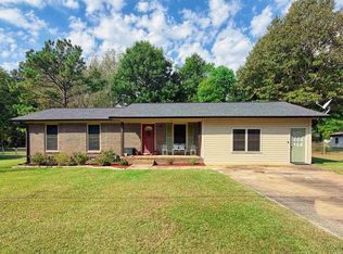 952 Carson Ln SW, Jacksonville, AL 36265