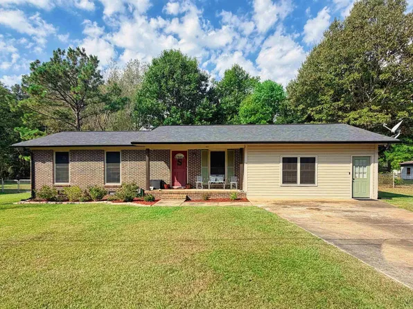 952 Carson Ln SW, Jacksonville, AL 36265