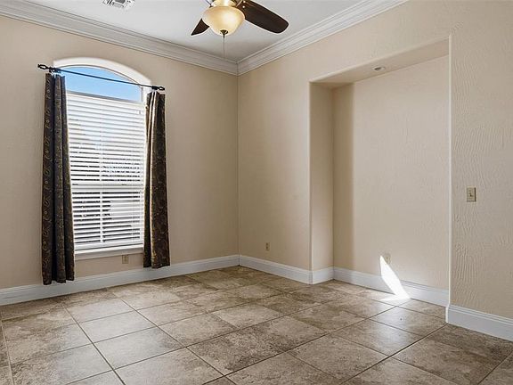4th image of 5509 NW 121st St