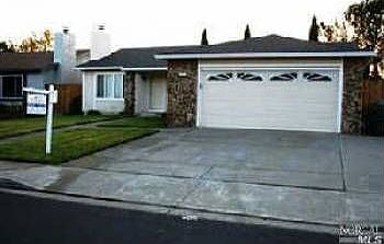 1st image of 207 Warren Dr