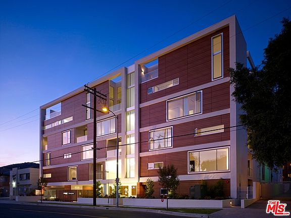 2nd image of 6735 Yucca St Unit 203