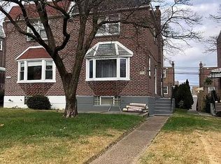 2123 Loney St, Philadelphia, PA 19152