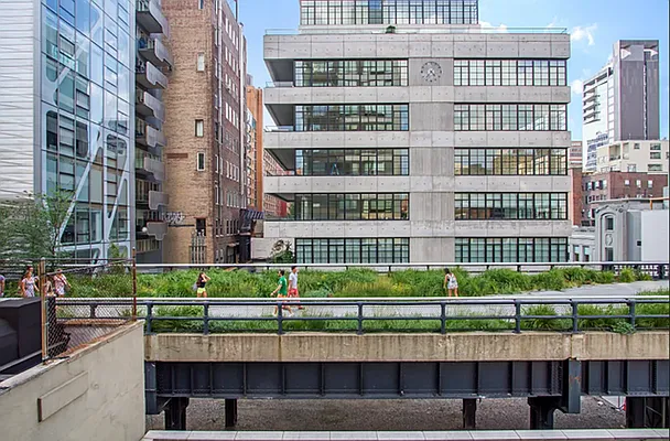 Rented by Compass | media 18