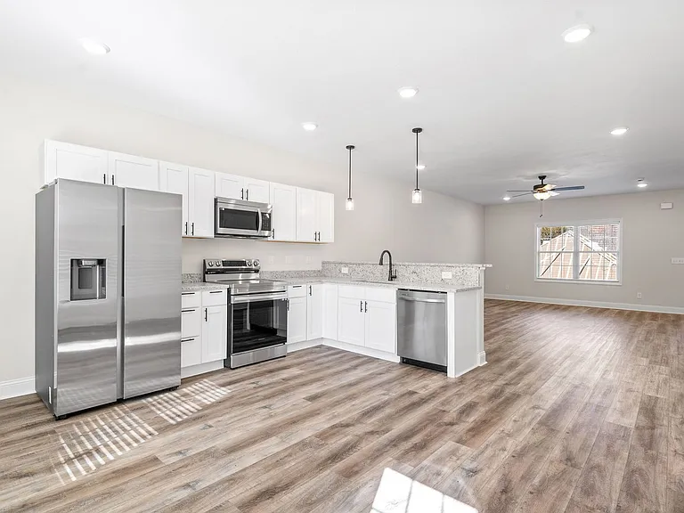 500 Peachers Mill Rd #A — Photo 16